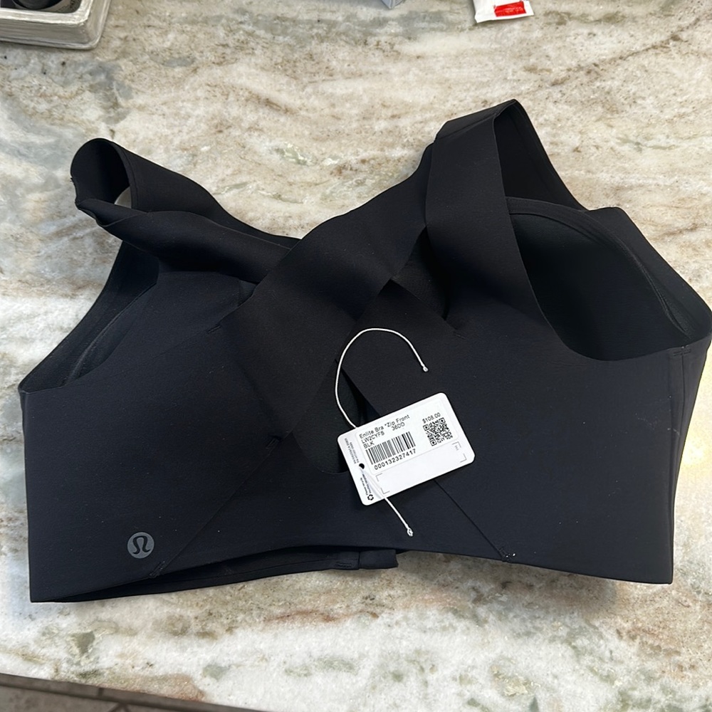 NWT Lululemon zip front bra